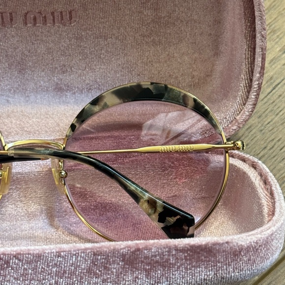 MIU MIU PINK AND GOLD WITH TORTOISESHELL ACCENTS SUNGLASSES WITH CASE - Picture 5 of 8